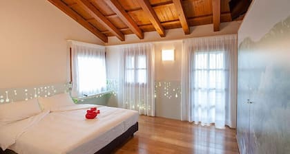 Elliot Osteria e Dormire in collina