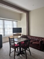 Basic Apartment, Ensuite, City View | Lounge