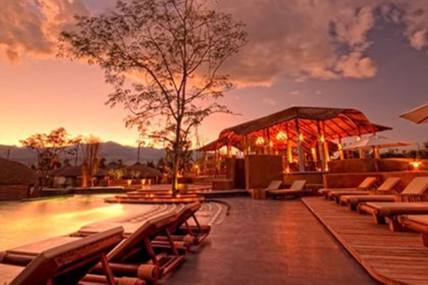 Sundeck