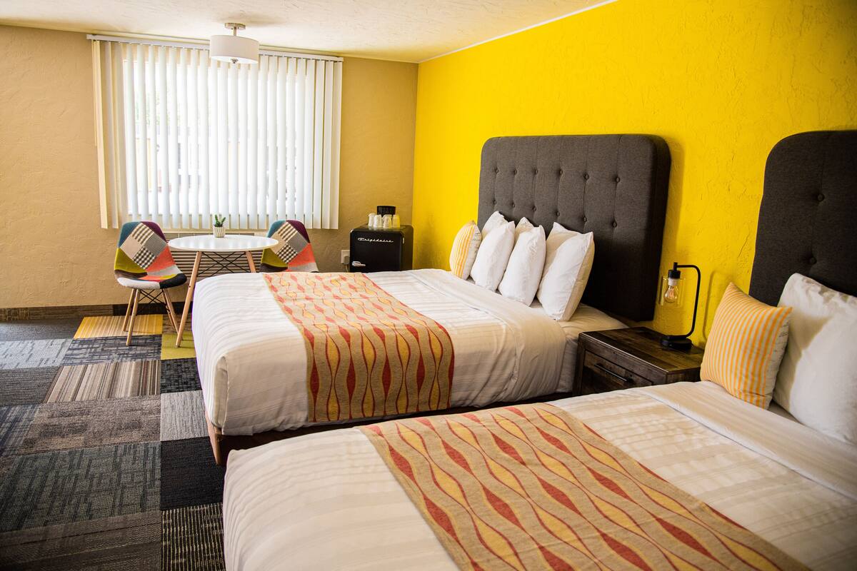 Standard Double Room, 2 Queen Beds, Mountain View | Desk, WiFi (free), individually decorated, individually furnished