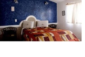 标准房 | 客房内保险箱、免费 WiFi、床单