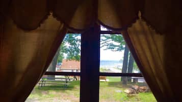 Basic Cabin | 3 bedrooms, iron/ironing board