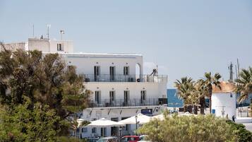 Façana frontal de l'allotjament