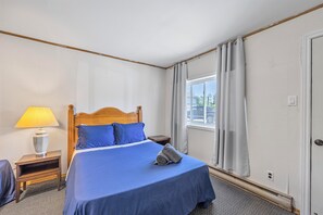 Standard Room, 2 Double Beds