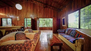 House, 2 Bedrooms, Patio (Casa Mango) | Ruang tamu