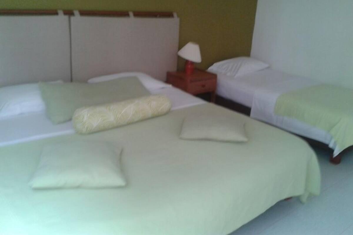 Habitación triple | Cunas gratuitas