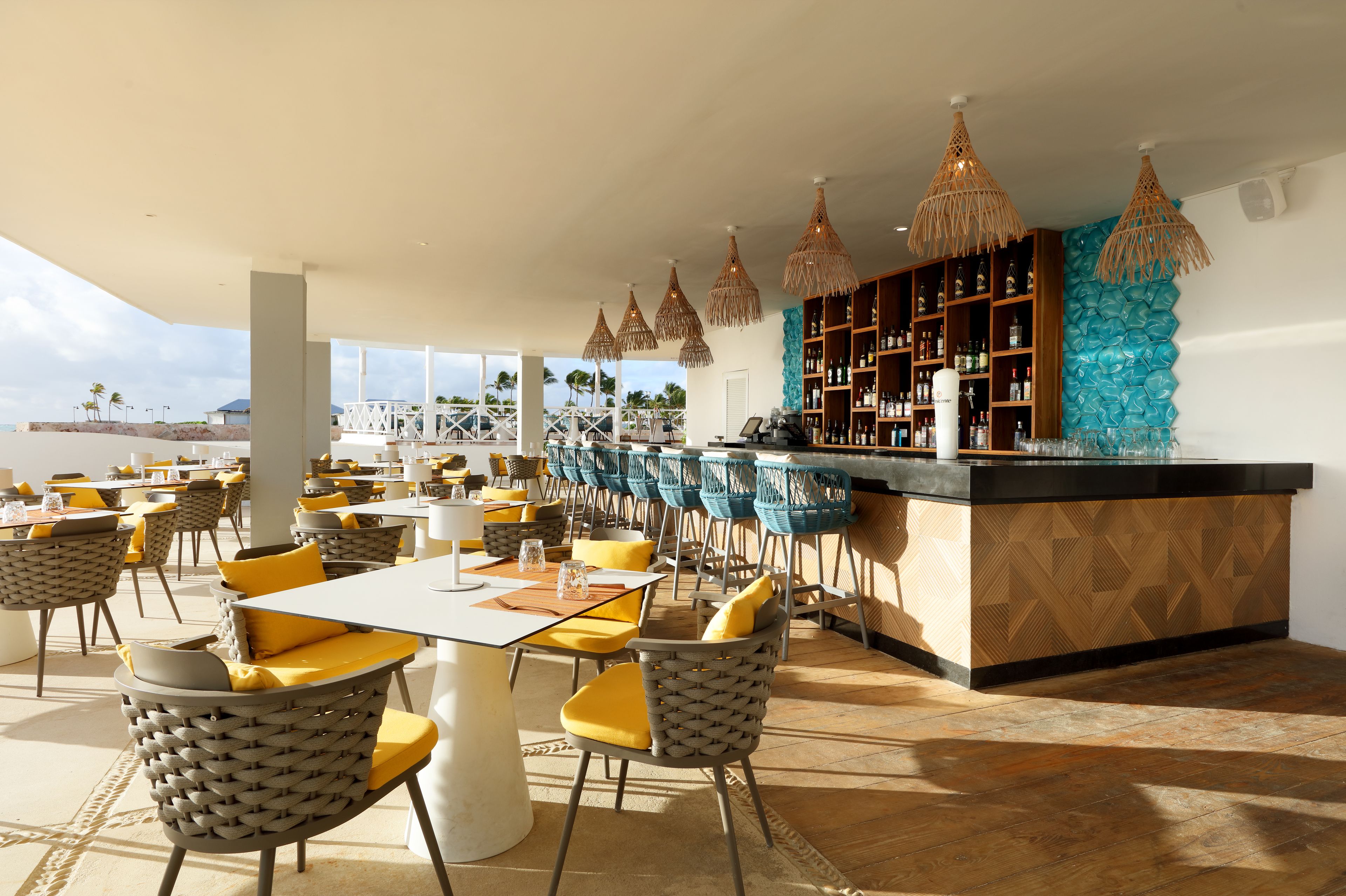 4 restaurants, breakfast, lunch, dinner served; argentinean cuisine