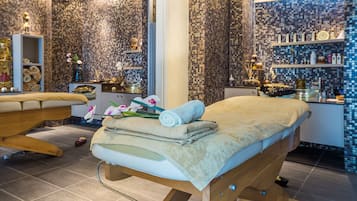 Couples treatment room(s), sauna, steam room, Turkish bath/hammam