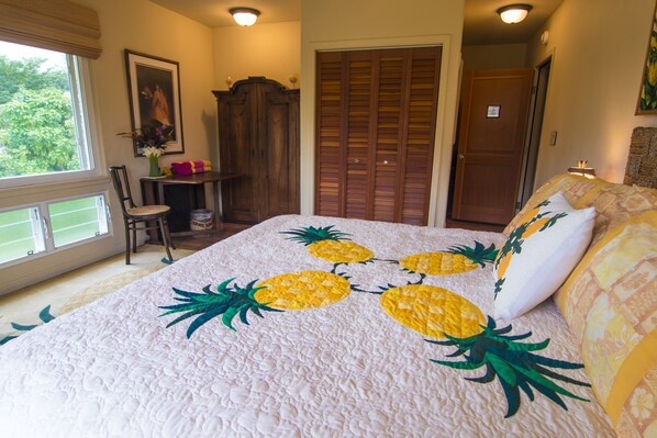 Suite, 1 Katil Raja (King) (Pineapple Suite)