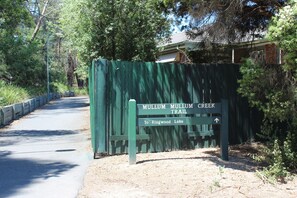 Exterior - Australian Home Away Ringwood at Bardia (Ringwood)