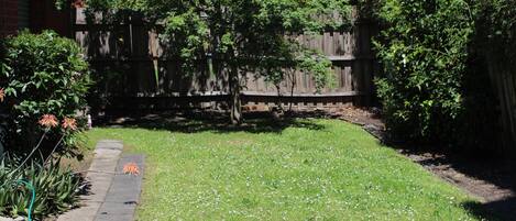 Two Bedroom Apartment | Garden view