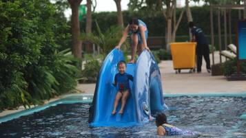 Children's play area - outdoor