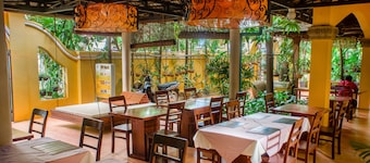 Robam Inn