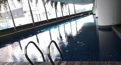 Luxury Service Suite At Taragon KL