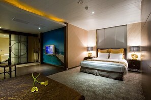 Habitación cuádruple Confort (No garage) | Insonorización, wifi gratis y ropa de cama 