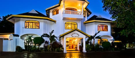 Front of property - evening/night