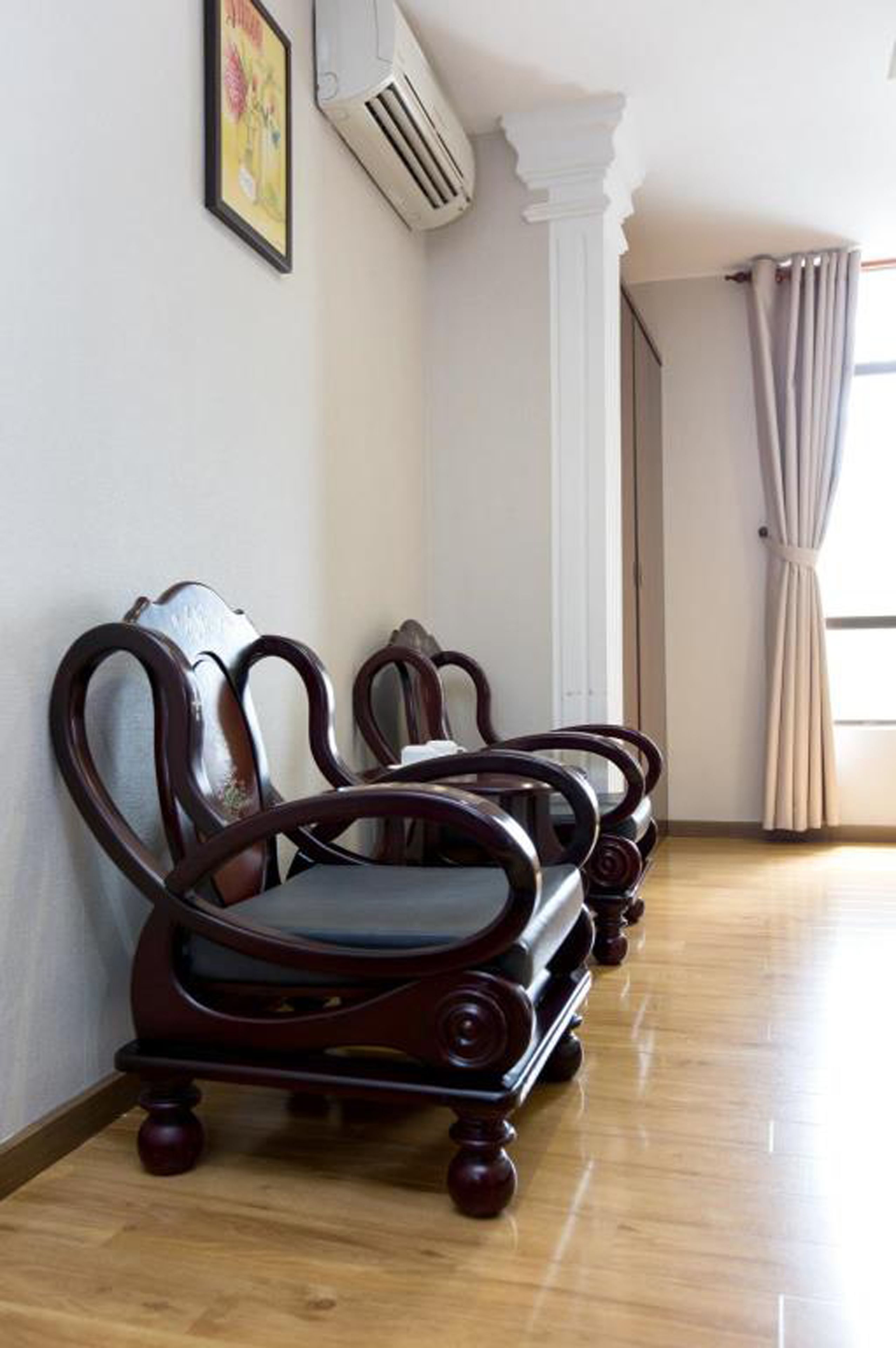 deluxe room | 1 bedroom, minibar, desk, soundproofing