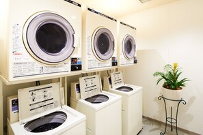 Laundry room - Marroad Inn Hachioji (Hachioji)