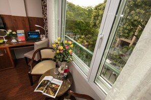 View from property - Bonne Nuit Hotel (Hanoi)