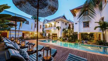 ์ผ์ธ ์์์ฅ, ์์์ฅ ํ๋ผ์, ์ผ๊ด์ ์์