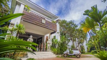 ์๋ฐ ์์ค ์ ๋ฉด