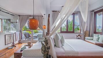 Honeymoon studio suite, bad (Daily Afternoon Tea + Daily Massage) | Een minibar, een kluis op de kamer, individueel gedecoreerd