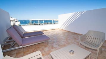 Apartamento Premium, 1 habitación, balcón | Ropa de cama de alta calidad y edredones de plumas