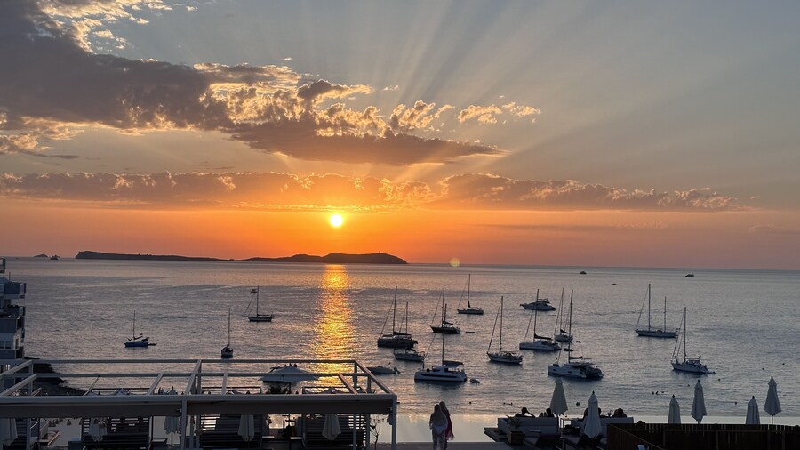 Poniente Playa Aparthotel
