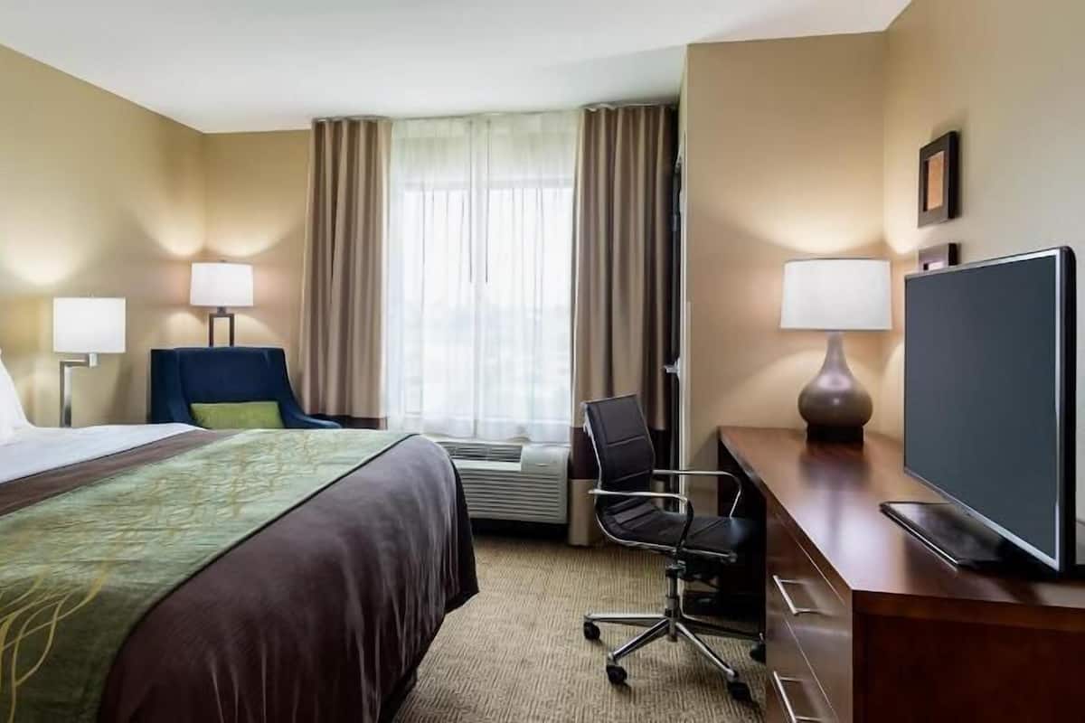 Hochwertige Bettwaren, Pillowtop-Betten, Schreibtisch