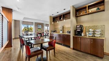 Khu vực dùng bữa sáng