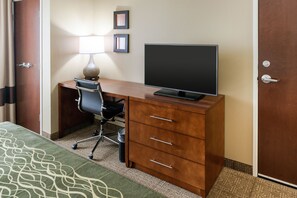 Literie de qualité supérieure, surmatelas, bureau, rideaux occultants