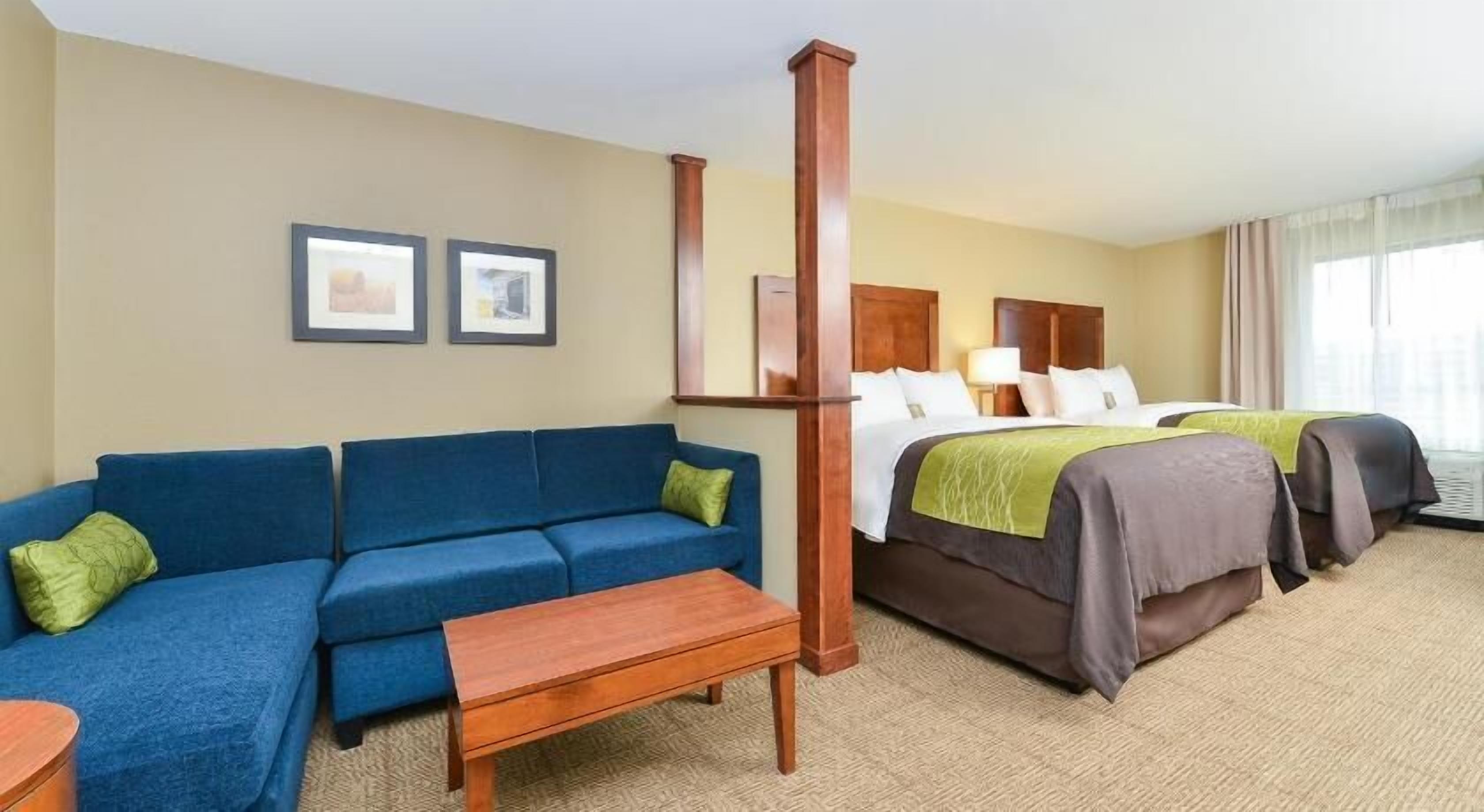 Hochwertige Bettwaren, Pillowtop-Betten, Schreibtisch