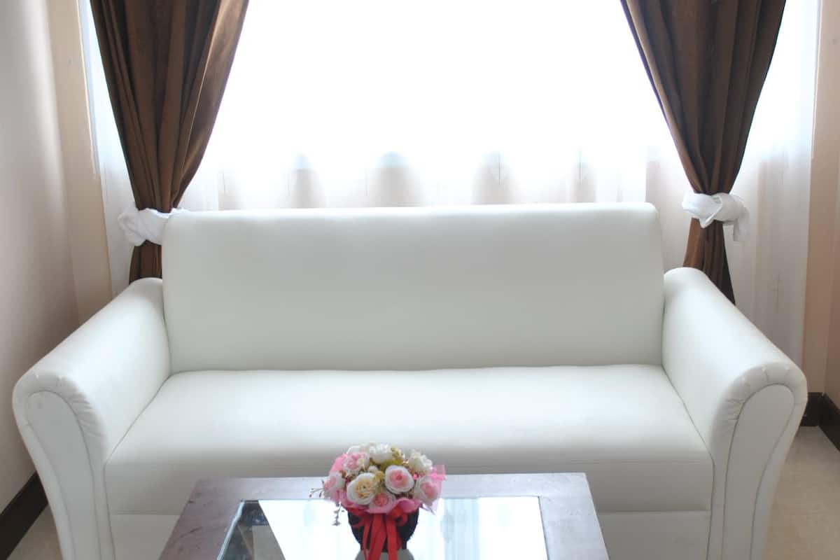40-inch lcd tv with cable channels, tv