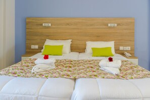 Superior Studio | In-room safe, desk, soundproofing, free cribs/infant beds - Evelin Hotel (Rethymno)