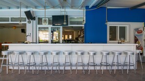 Bar (on property) - Evelin Hotel (Rethymno)
