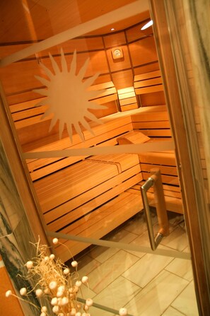1 treatment room, massages - Hotel Alpina (Untertauern)