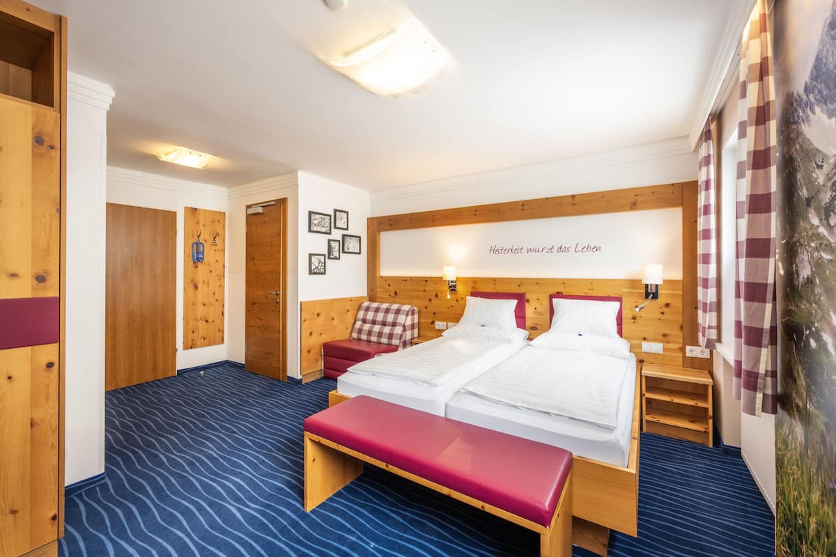 Superior-Doppelzimmer | 1 Schlafzimmer, hochwertige Bettwaren, Minibar, Zimmersafe