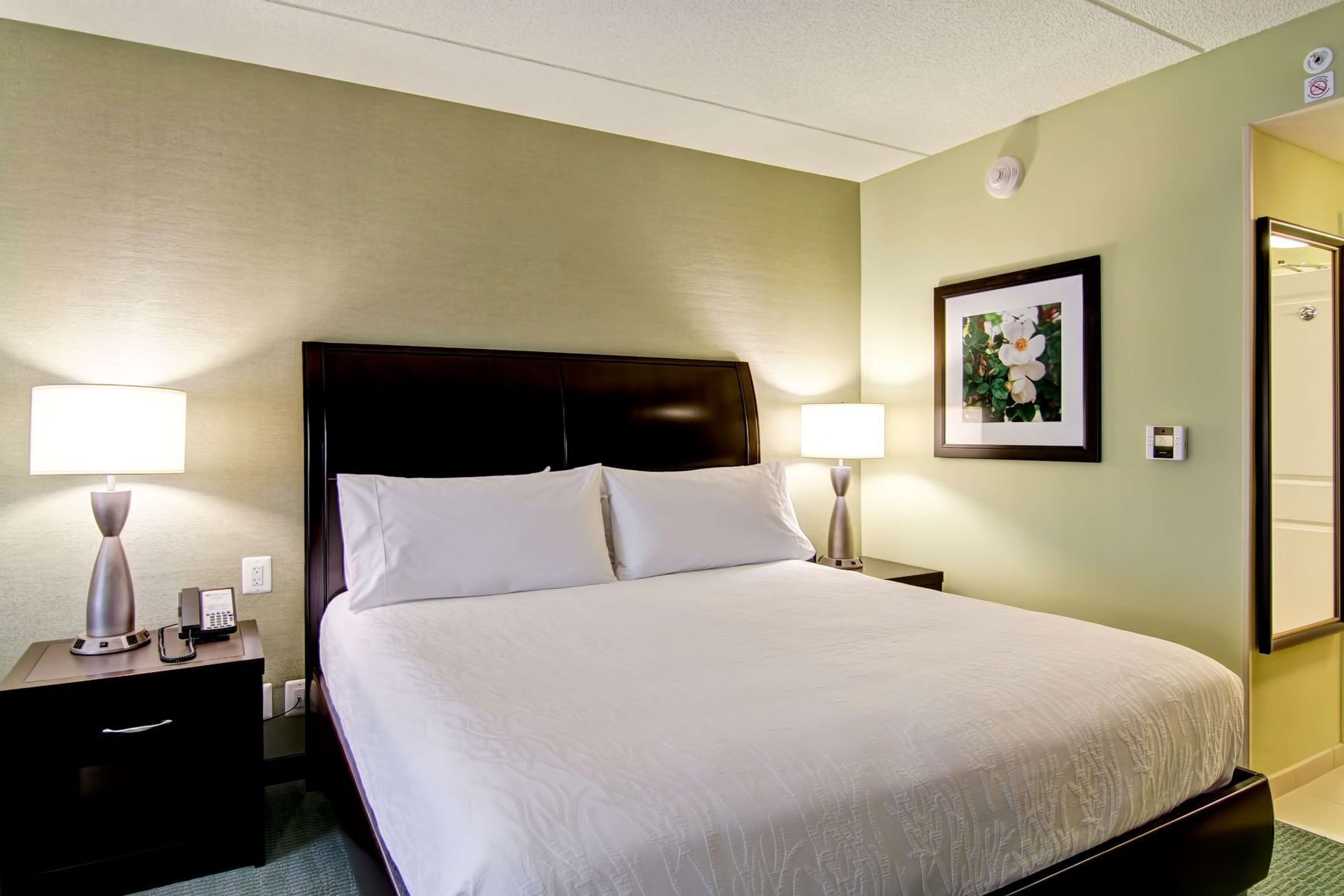 In-room safe, free cribs/infant beds, rollaway beds, free WiFi