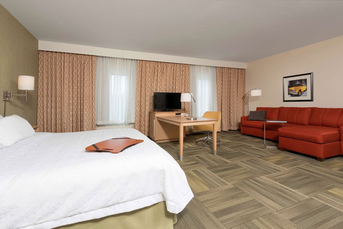 In-room safe, desk, iron/ironing board, free cribs/infant beds
