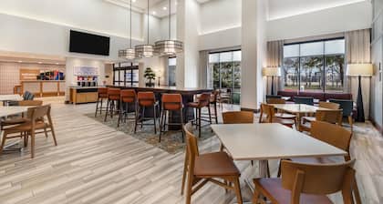 Hampton Inn & Suites Dallas/Plano-East