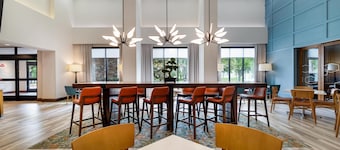Hampton Inn & Suites Dallas/Plano-East