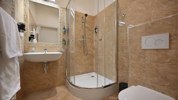 Standard Double Room | Bathroom | Designer toiletries, hair dryer, slippers, towels