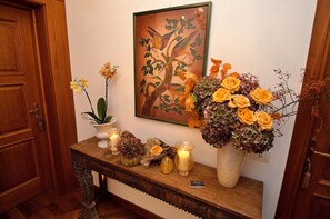 Interior detail - Villa Ines (Venice)