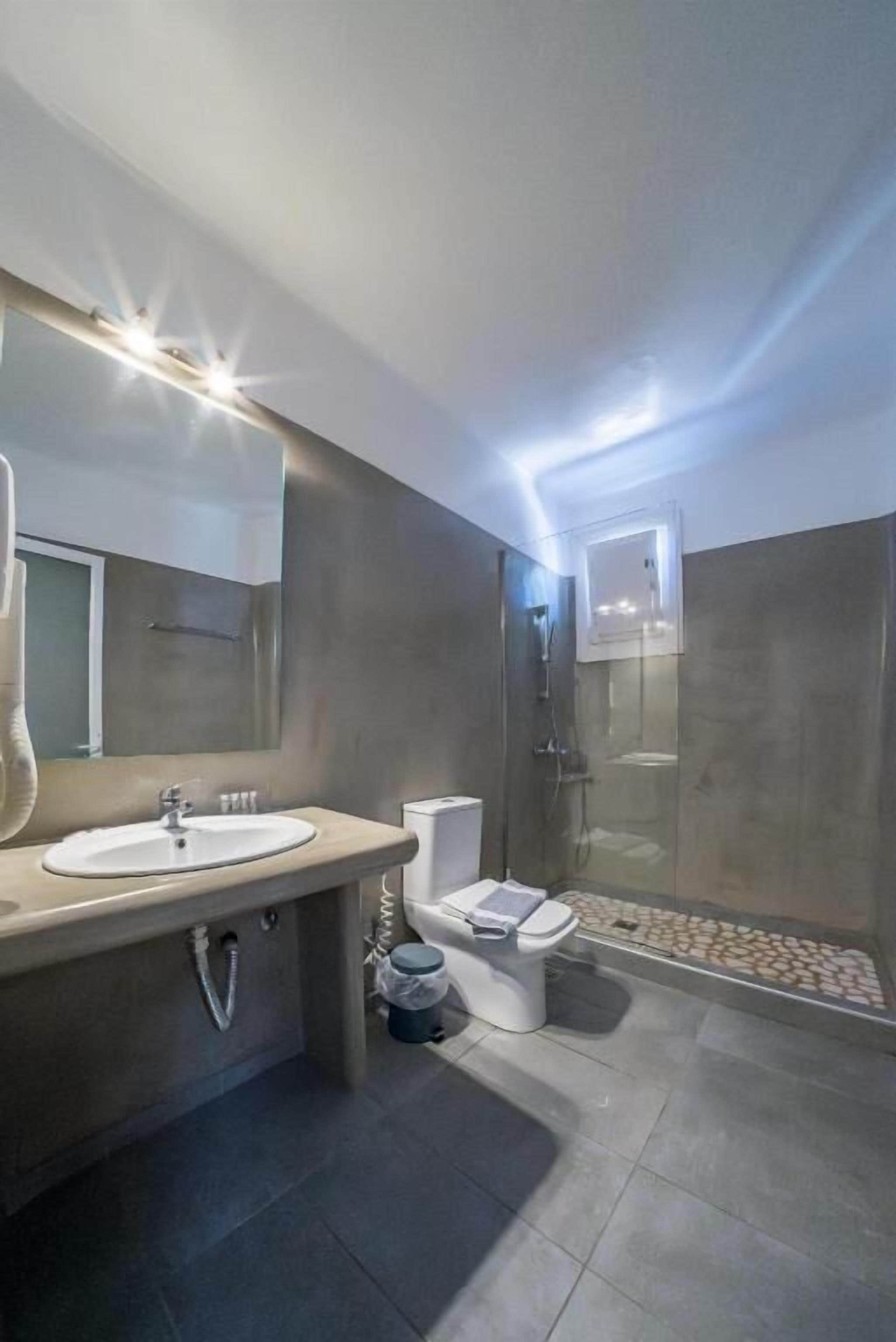 Photo - Paradise Beach Resort