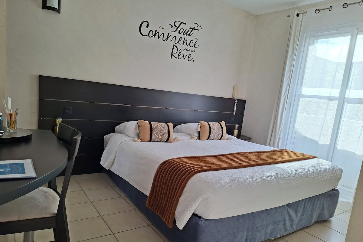 Standard Double Room | Premium bedding, free minibar items, in-room safe, desk