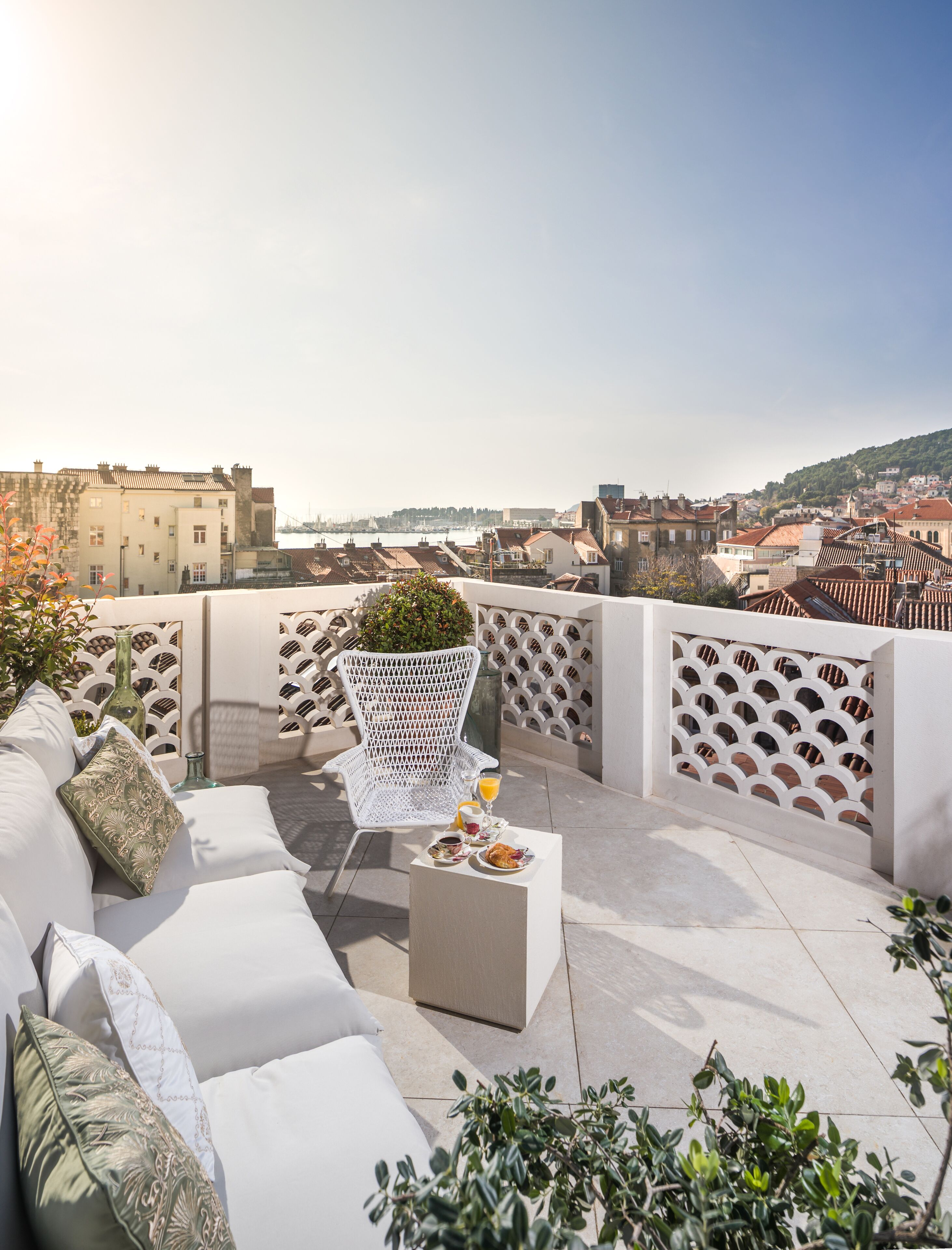 Deluxe Suite | Terrace/patio