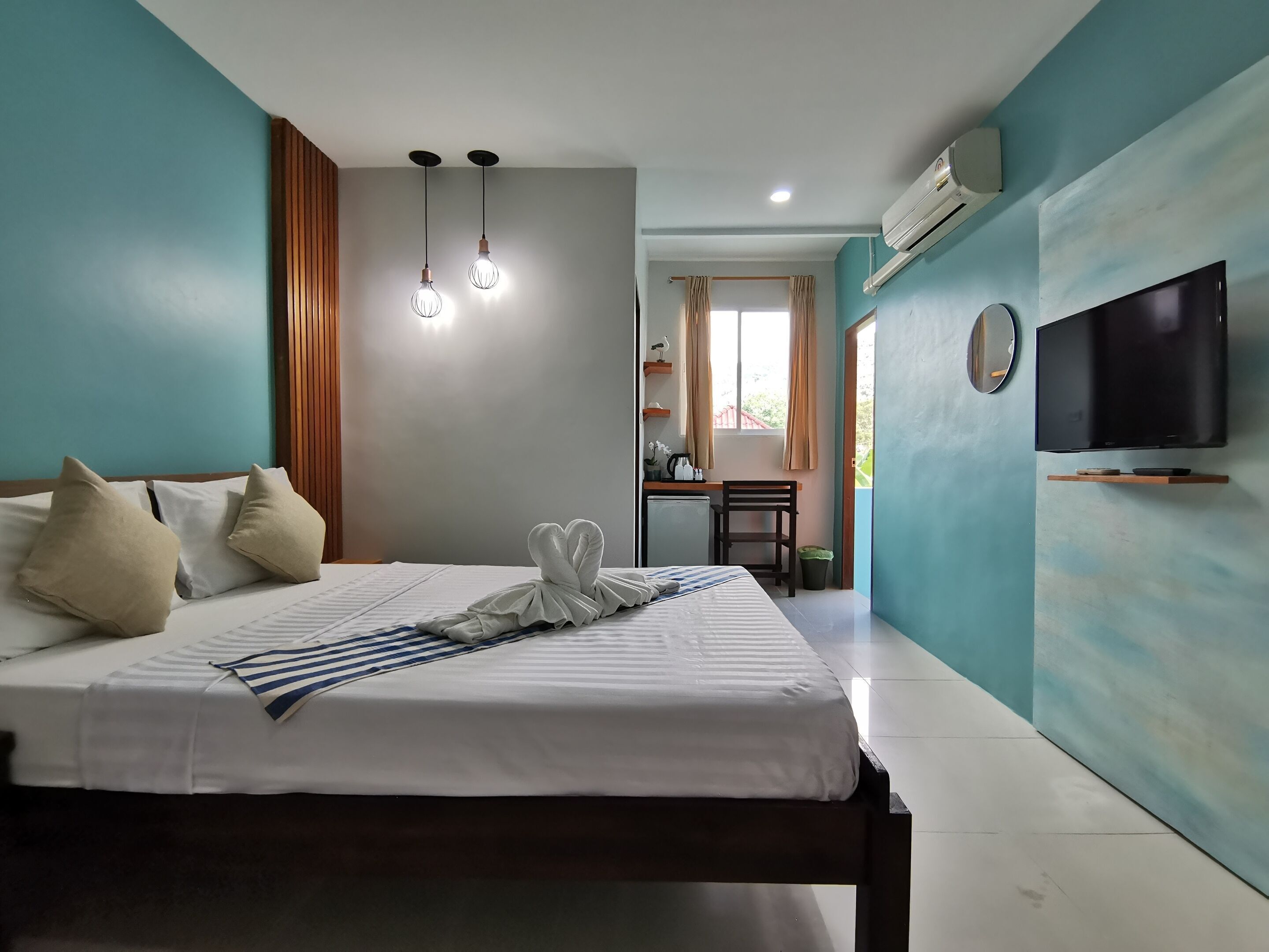 In-room safe, desk, laptop workspace, blackout drapes