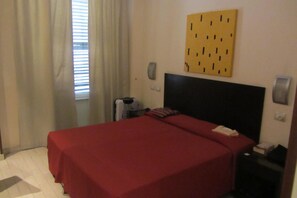 In-room safe, desk, free WiFi - Relais San Marco (Rome)