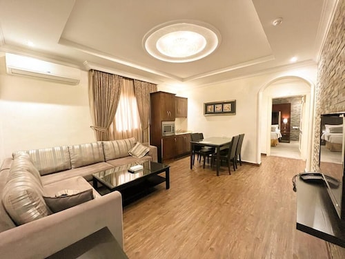 loren serviced Apartment Alslamah