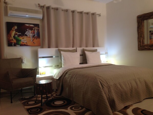 Studio | Iron/ironing board, free cots/infant beds, free WiFi - Dato's Beach Studio-Apartments (Tel Aviv)